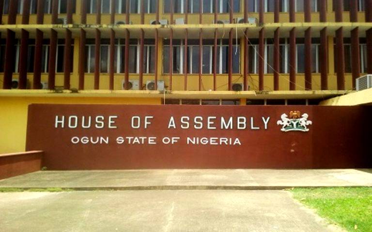 Speaker’s Impeachment: Ogun Assembly Loyal To Oluomo Allegedly Carted Away 8Mace 