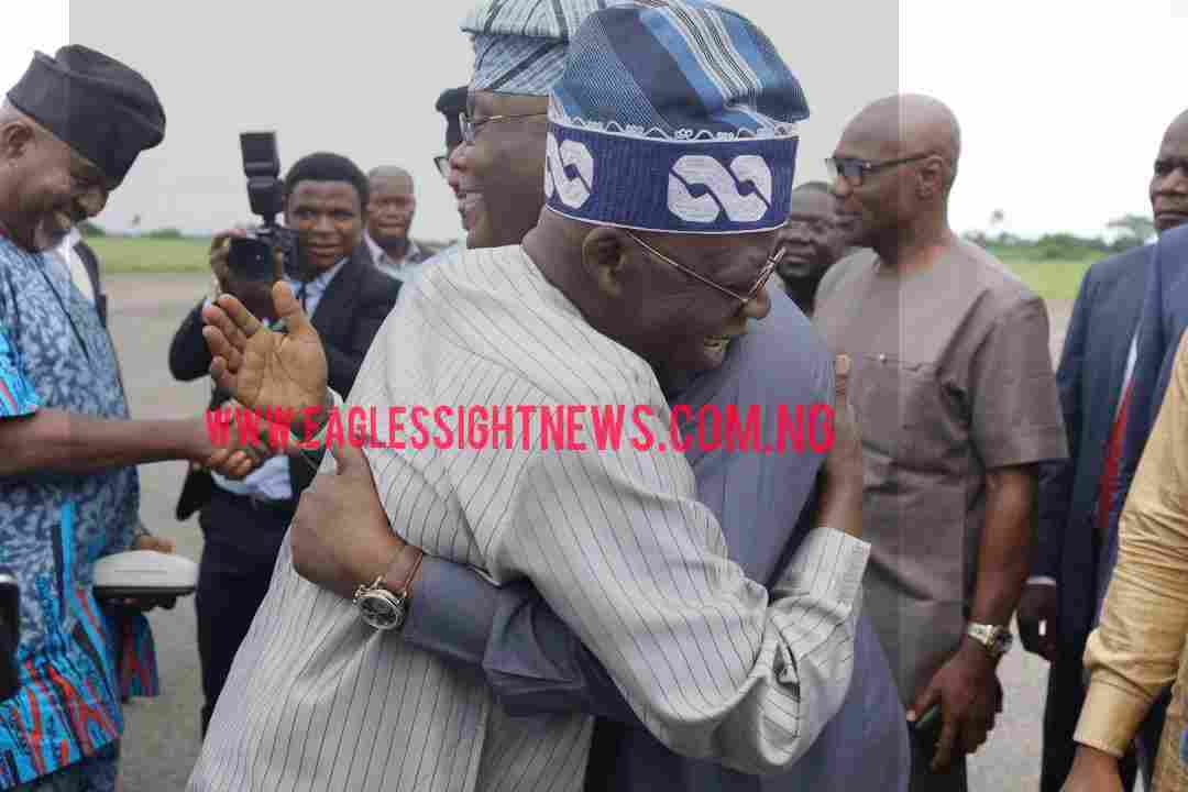 2023: “Politicians Have Fun When There Followers Fight, Don’t Die In Their War’ Reaction As Tinubu And Atiku Meet Again In Abuja…(Video) Eagle’s Sight News