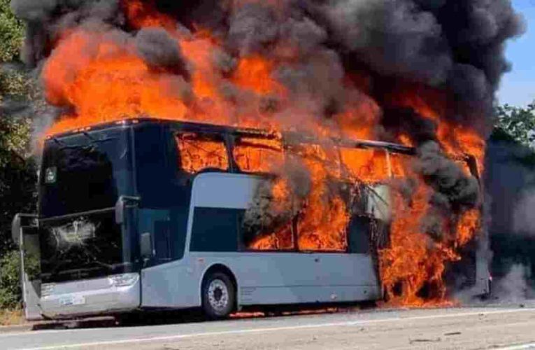 Panic As Bus Evacuating Stranded Nigerians From War-Ravaged Sudan Catches Fire