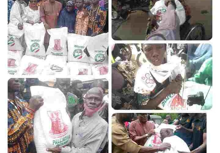 Makinde’s Safer: Ibadan North Residents Agog,Commends Makinde Over Food Relief Packages (See Photos)