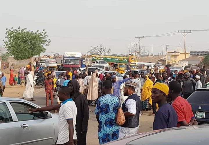 Protest Rocks Major Routes As Nigerians Express High Cost Of Food, Living