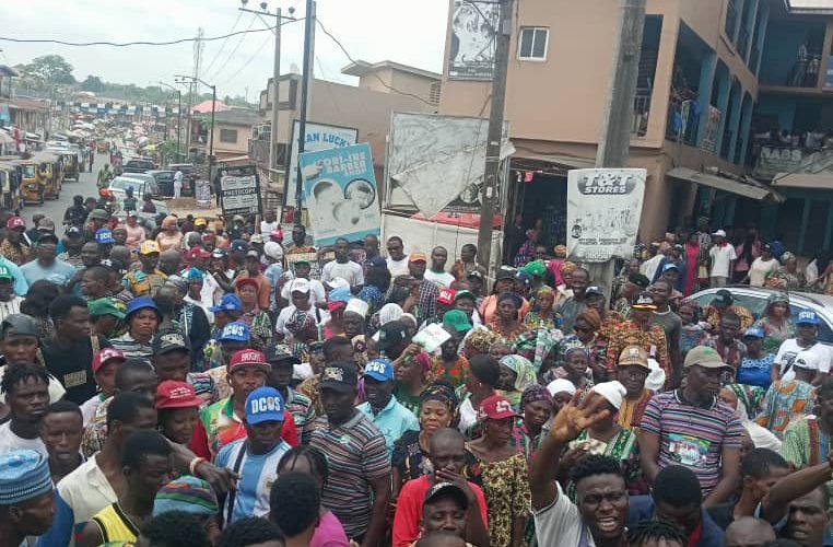 Photos News: Olufade Takes Campaign to Ibadan North Ward 2 , Mammoth Crowd Agog