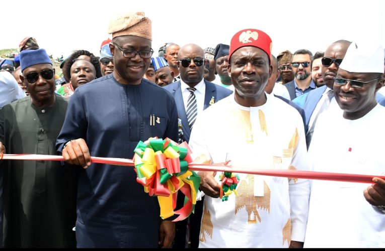 700 Traders Get Free Shops As Makinde ,Soludo Flag Off 32.2km Road Infrastructures Component