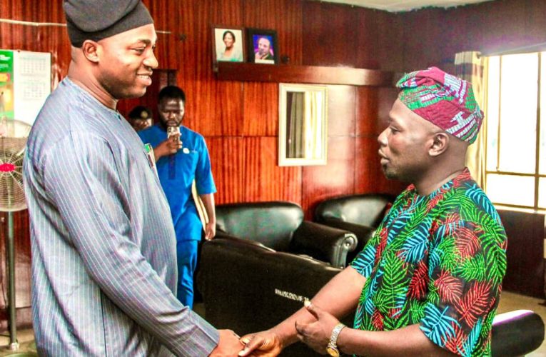 Olufade Felicitates Oyo Assembly Service Commission Chairman, Hon. Femi Julius Okedoyin