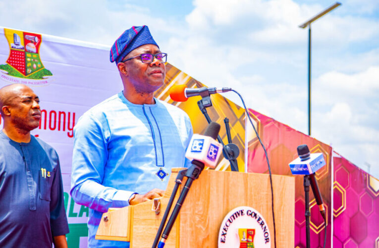 Just In:Oyo Agog as Makinde Pays 80k Minimum Wage to Workers