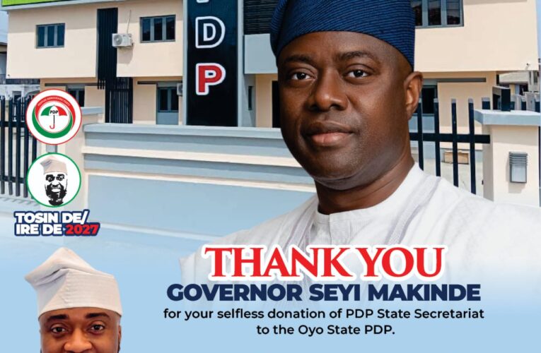 Egbeda/Ona Ara Reps Hopeful, Tosin Alabi, Hails Makinde at PDP Secretariat Commissioning