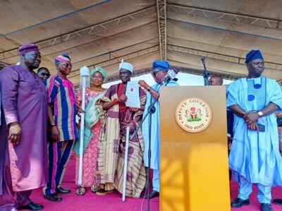 Makinde Elevates Alago-Oja, 13 Others to Crown-Wearing Obas, Presents Instruments of Office