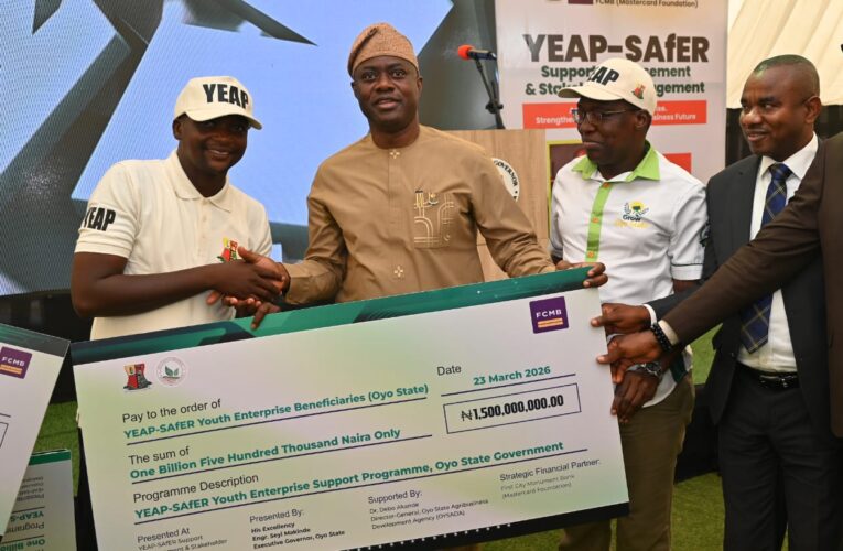 N1.5bn YEAP-SAfER Disbursement kicks-off as Makinde Approves N10,000 Transport Support for Workers