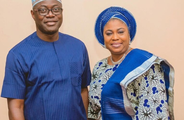 “I am loyal to Governor Seyi Makinde, not involved in destabilisation plot,” Oyo Lawmaker ,Comforter Declares