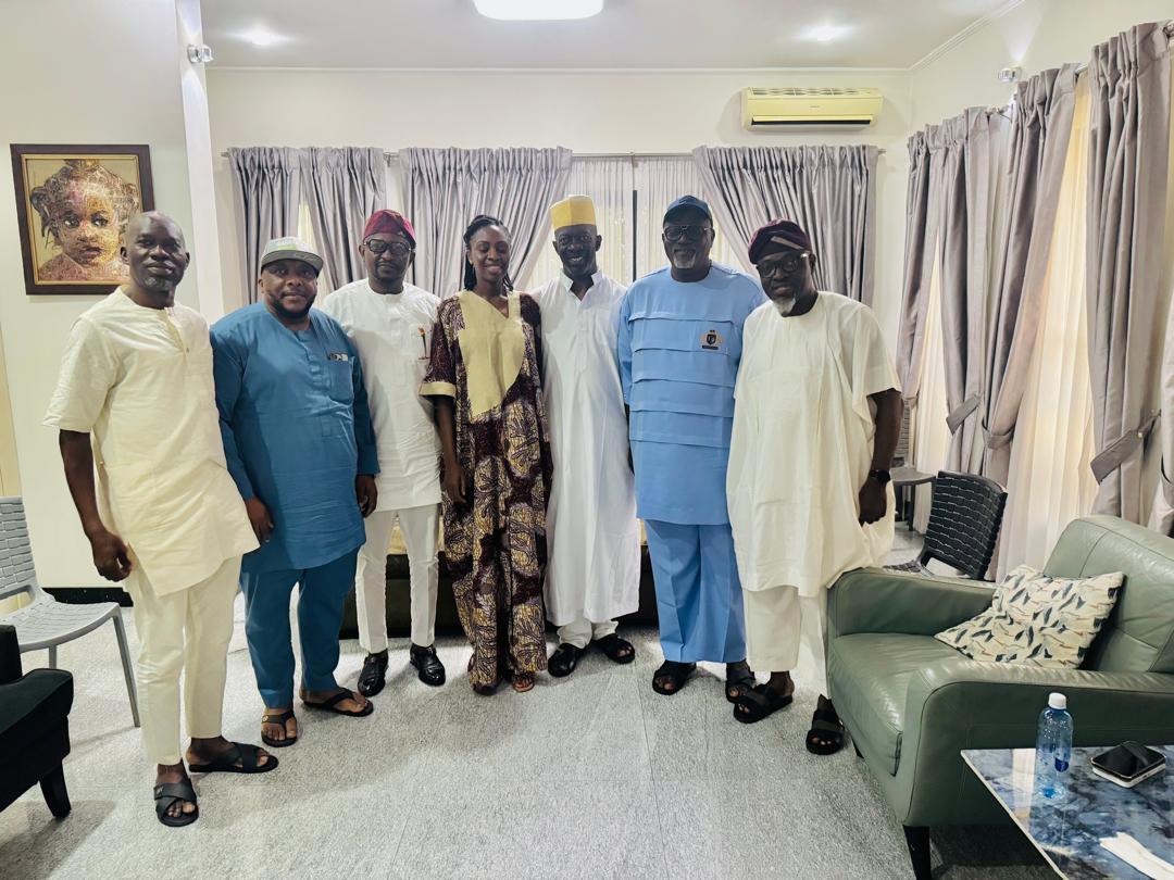 Oyo Serving APM Rep Members Meet Adekambi, Declare Support for Gubernatorial Ambition