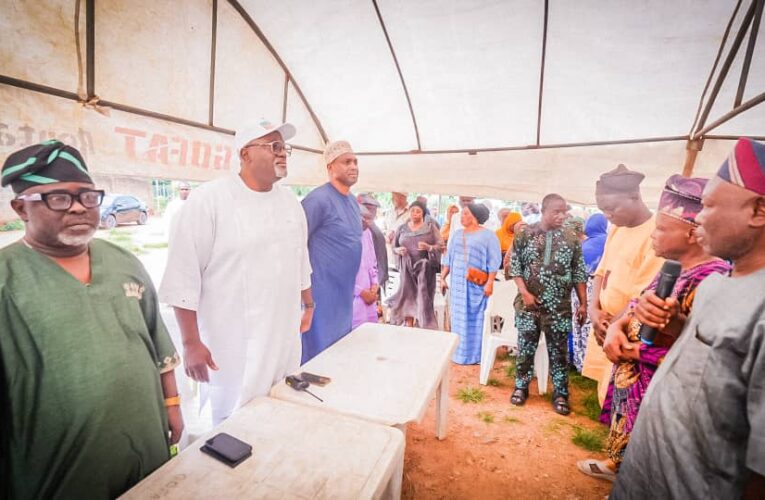 Odidiomo Renders Seven-Year Stewardship, Seeks Oyo South Senate Seat at Anfaani Town Hall
