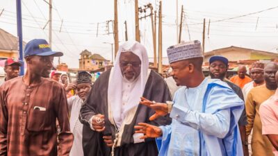2027: Odidiomo Courts Sabo Muslim Community, Pledges Inclusive Representation, Gives ₦10 Million to Mosque