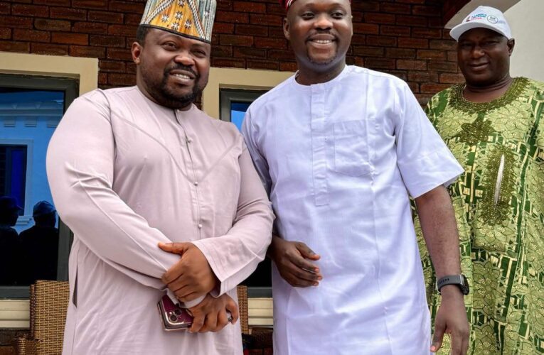 Oyo Lawmaker Waheed Akintayo Celebrates APM Senatorial Candidate Ajadi, Hails Grassroots Support