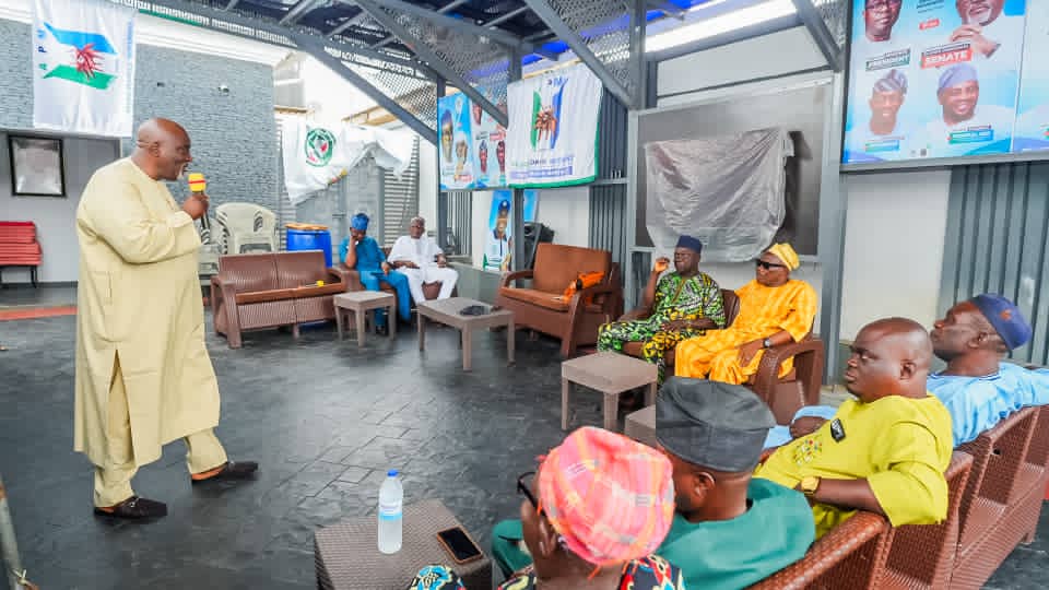OYO SOUTH:AKURU FAMILY BACKS ODIDIOMO’S SENATORIAL ASPIRATION, COMMENDS PUBLIC SERVICE RECORD