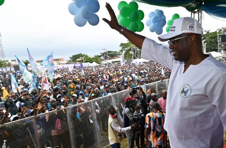 2027: Makinde Predicts Landslide for APM, Welcomes APC Defectors